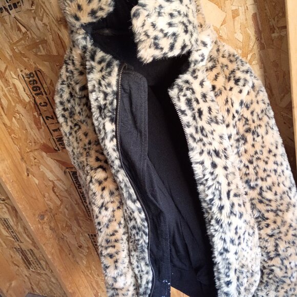 Fer coat - Picture 2 of 3